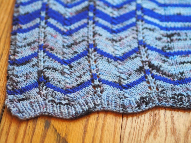 Ocean Current Poncho Hand knitting pattern image 6