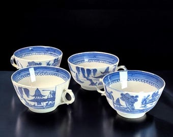 19th Century Antique Chinese Canton Blue and White Teacup – Hand-Painted Export Porcelain