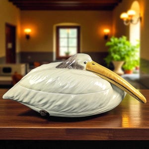 Large Vintage Italian Majolica Pelican Tureen: Costa Hand-Painted Ceramic Centerpiece
