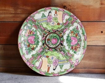 Vintage Famille Rose Medallion Plate – 6" Hand-Painted Porcelain – Made in Hong Kong – Rose Canton Style – Mid-20th Century
