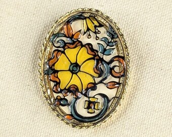 GoldTone Faux Plique A Jour Overlay Shadow Box Features Oval Brooch Pin