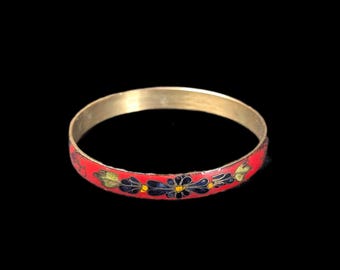 Vintage Chinese Cloisonné Bangle – Red with Floral Design