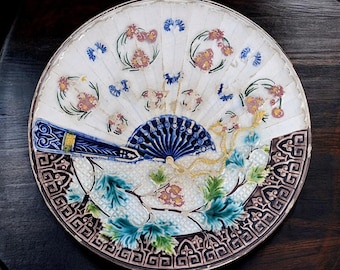 Antique French Faience Majolica-Style Fan Plate, Sarreguemines, 19th century