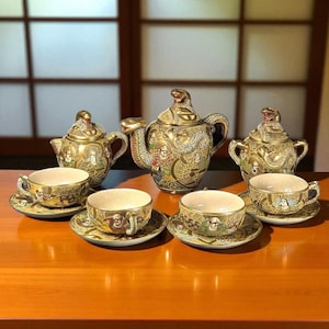 Vintage Japanese Satsuma Dragonware Tea Set – Hand-Painted Moriage Porcelain with Dragon Handles – 11-Piece Set, c. 1940s