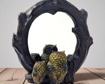 Vintage Resin Owl Family Tabletop Mirror – Faux Wood Frame – Woodland Decor – 8" Tall