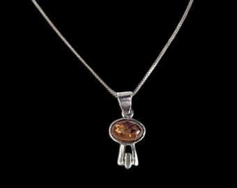 Vintage Art Deco Baltic Amber Pendant in Sterling Silver with 18" 925 Box Chain