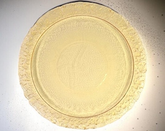 Fire & Light Citrus Glass Tray – 14" Recycled Art Glass Serving Platter – Large Yellow Decorative Plate – Eco-Friendly Vintage Tableware