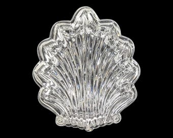 Vintage Gorham Shell Crystal Chantilly Lidded Trinket Box