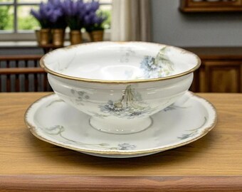 Antique Theodore Haviland Gravy Boat with Attached Underplate – Pattern H636 – Blue Cornflower & Gilt Trim – Limoges France, c. 1890–1903