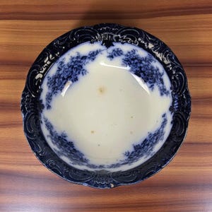 Antique Flow Blue Bowl: Wood & Sons Royal Semi-Porcelain, England c.1891-1910
