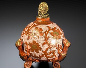 Antique Japanese Kutani Incense Burner – Hand-Painted Meiji Era Koro with Brass Stopper, Floral & Lizard Motif