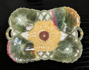 Antique Victorian Wedgwood Majolica Strawberry Platter c1880 *REPAIRED*