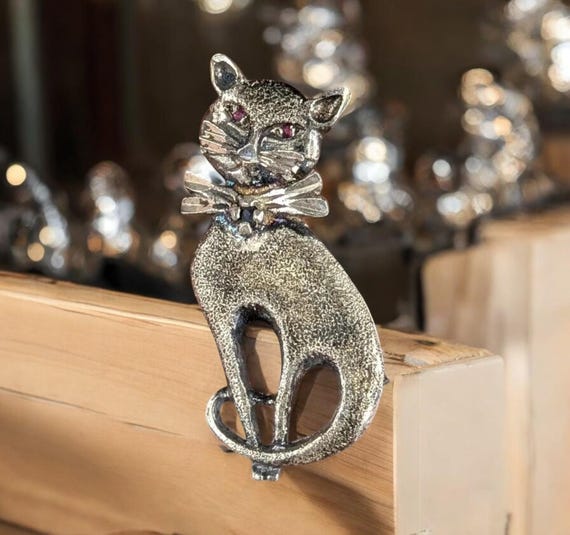 art deco silver cat brooch