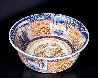 Antique Japanese Imari Porcelain Bowl – Hand-Painted Imperial Dragon Motif – 8.5" Diameter Collectible Edo-Meiji Era Asian Decorative Art