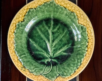 Antique Griffin Smith & Hill Etruscan Majolica Plate – Green Leaf and Basketweave Border c.1880