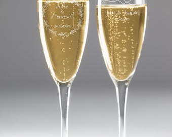 Personalized Champagne Glass - Unique Wedding Gift - Customizable Names and Date - Laser Engraved