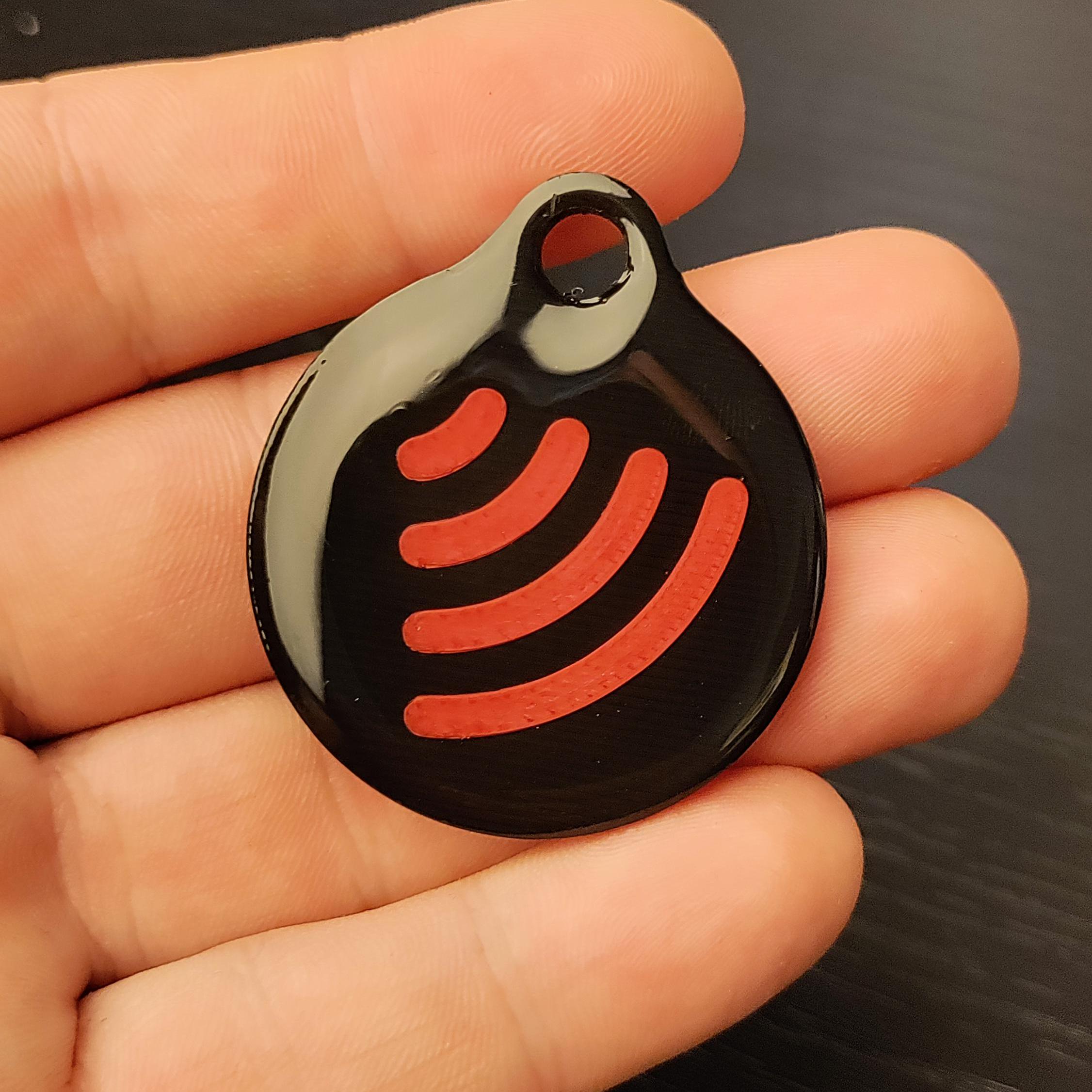 Customizable NFC Keychain - 3D Printed Two-tone Design, Glossy Finish ...