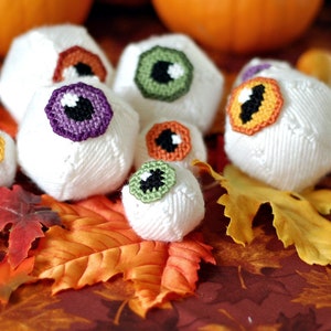 PATTERN: Monster Eyeballs in Plastic Canvas image 2