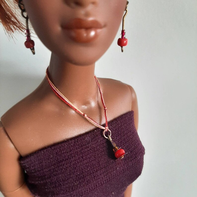 Set of doll jewellery in Red and Brass for 16 dolls 2 x necklace 2 x earrings image 4