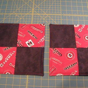 Pair IH International Farmall Potholders Hotpads