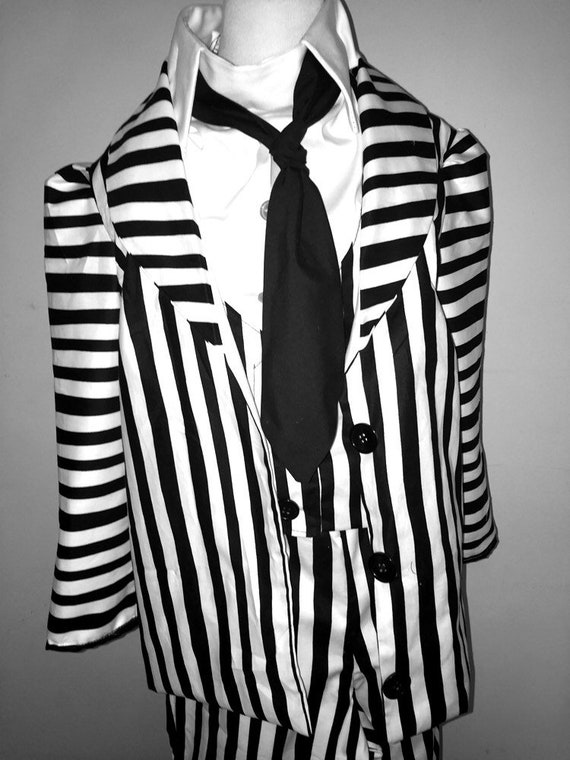 Beetlejuice costume Il_570xn