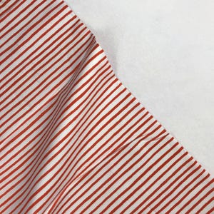 Bon Voyage Holiday Classics Festive Stripe - Rosso - Anna Bond Rifle Paper Co Basics - Cotone + Acciaio - Quilters Cotton RP609-RE3