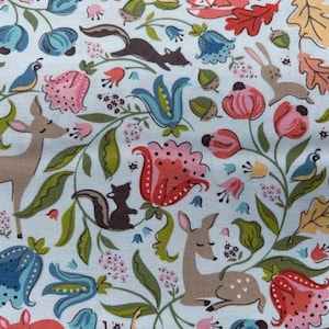 Deer Meadow Lite Teal - Wildwood Dwellings - Sheri McCully - Poppie Cotton - Tyg 100% Quilters Cotton WW25101 bild 1