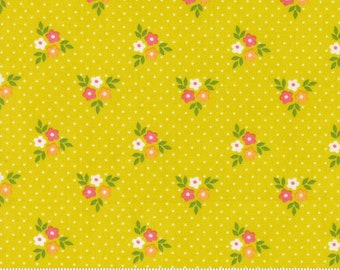 Strawberry Lemonade Lemonade - Strawberry Lemonade - Sherri & Chelsi - Moda - 100% Cotton Quilting Fabric Yardage