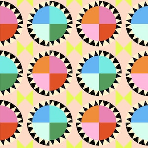 Peut inclure: Un motif répétitif de cercles colorés avec une bordure noire dentelée. Chaque cercle est divisé en quatre quarts, chaque quart étant d'une couleur différente : bleu, turquoise, blanc, vert, rose et orange.