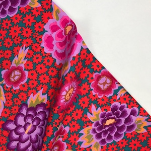 Charlotte Red - Kaffe Fassett - PWGP186  - 100% Quilters Cotton