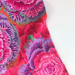 Brassica Red - Philip Jacobs - Kaffe Fassett Collective - PWPJ051-REDXX - 100% Quilters Cotton