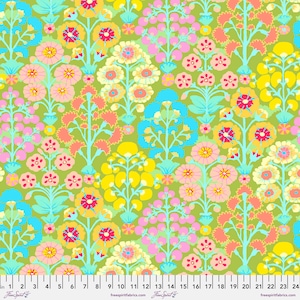 Sprays Lime - 85 and Fabulous - Kaffe Fassett - Freespirit Fabrics 100% Quilters Cotton