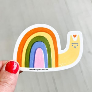 Regenbogen Schnecke Vinyl Aufkleber | Vinyl Aufkleber für Laptops, Planer und Wasserflaschen | Schnecke Illustration | Niedliche Sticker | Geschenkidee