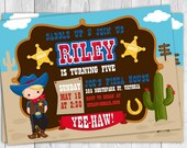 Druckbare Cowboy Einladungen V2, 4 x 6 oder 5 x 7 benutzerdefinierte rot & blau Wildwest Cowboys Geburtstag Partyeinladung