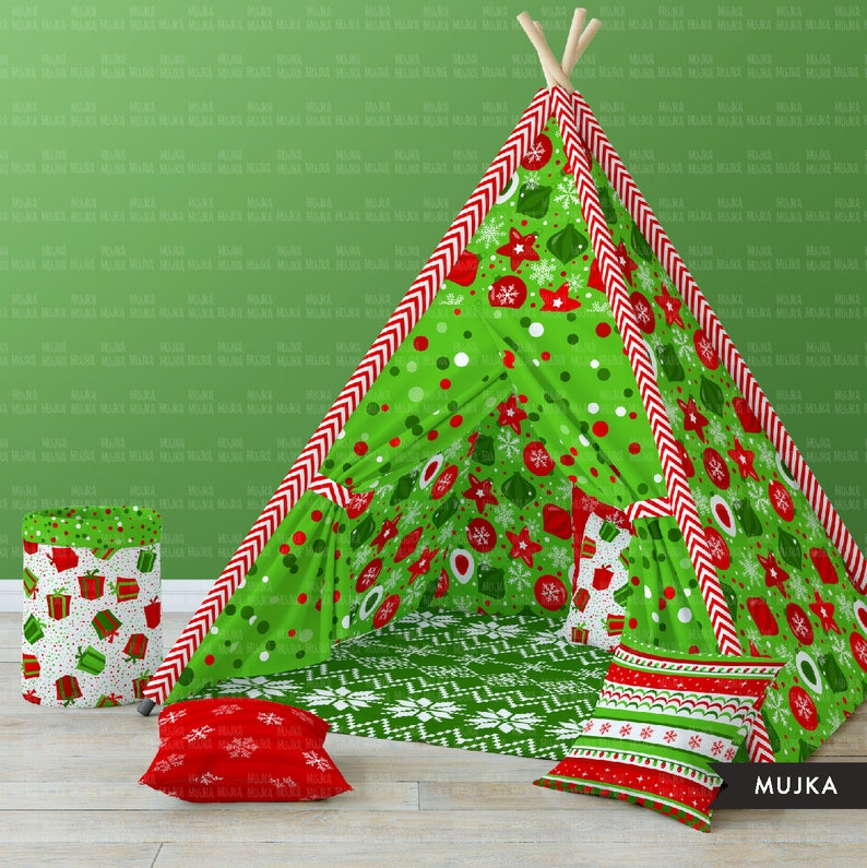以下が含まれることがあります： 緑と赤のクリスマスをテーマにしたティピー型のプレイテントで、白い雪片と星の模様が施されています。ティピーは赤と白のストライプのトリムで飾られています。ティピーは緑と白の模様の敷物の上に設置されています。赤と白の模様の枕が2つと、白と赤の模様の収納箱があります。