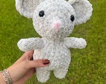 Standing Mouse Crochet Pattern PDF Pattern only for digital download
