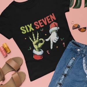 Six Seven Grinch Hand Unisex T-Shirt