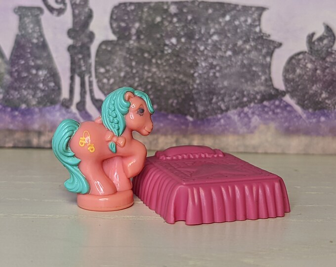 My Little Pony Petite Ponies Flurry Pony Prints Cabin Bed Accessories