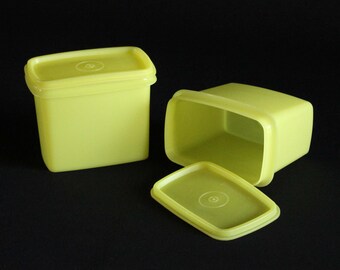 Tupperware Shelf Saver Containers in Sunny Yellow - Storage Dishes - Rectangular Dishes with Lids - Vintage Tupperware 1243 & 1244