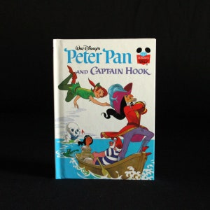 Walt Disney&#39;s Peter Pan and Captain Hook - Vintage Children&#39;s Book c. 1972 - Walt Disney Productions - Wonderful World of Reading