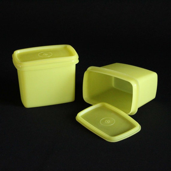 Tupperware Shelf Saver Containers in Sunny Yellow Storage Dishes