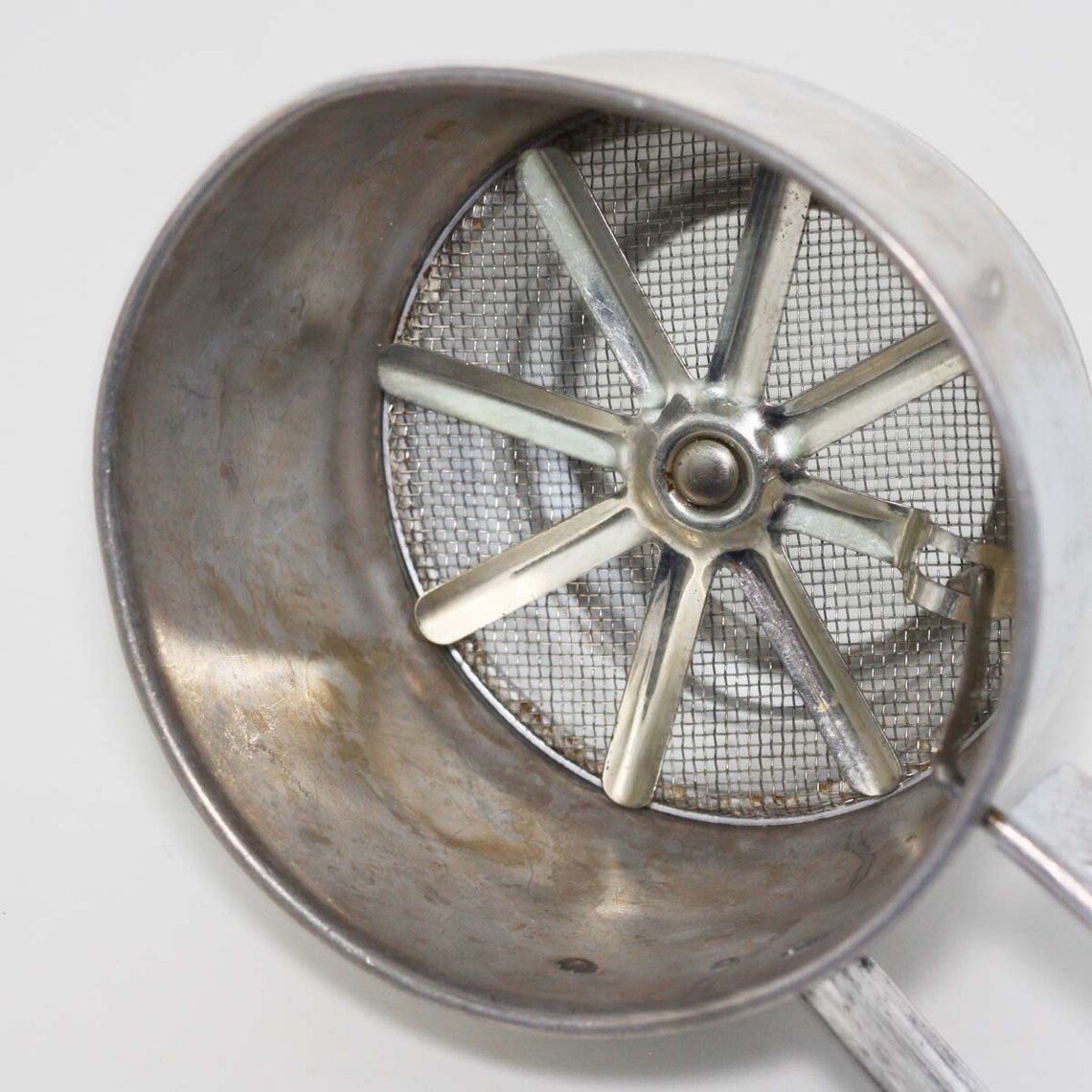 Foley Hand Held Flour Sifter Vintage Kitchen Tool Etsy