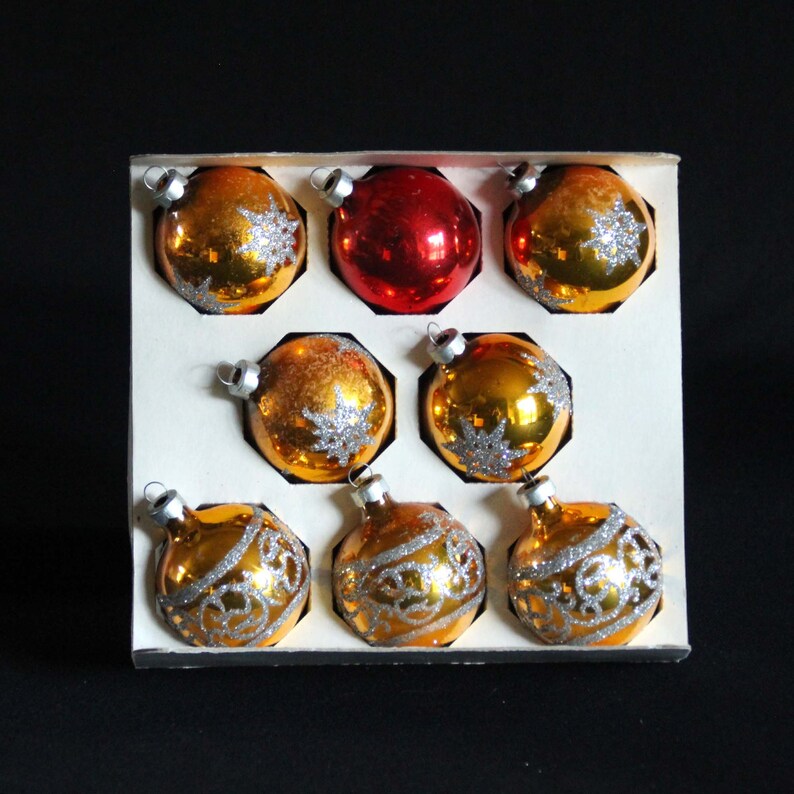 Stenciled Mica Designs Retro Holiday Decorations Set of 8 Mercury Glass Ball Ornaments Rauch Glass Christmas Tree Ornaments in Box