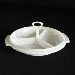 Vintage Tupperware Suzette 2 Handle Divided Relish or Condiment Tray with Lid - Tupperware 608 & 229 - Food Storage - Retro Kitchen