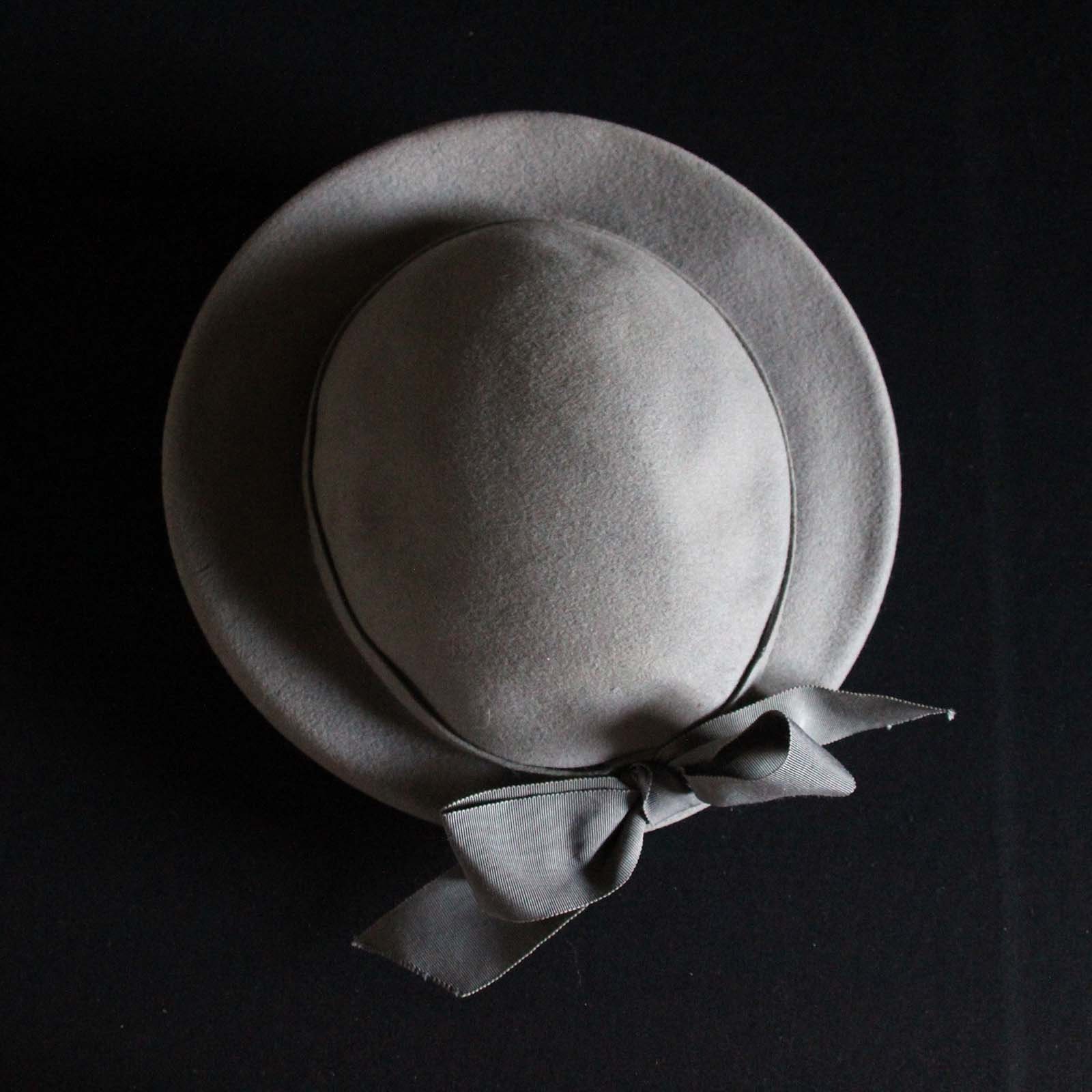 Vintage Merrimac Merfelt Doeskin Wool Felt Hat in Grey Vintage Merrimac Merfelt Doeskin Wool Felt Hat in Grey
