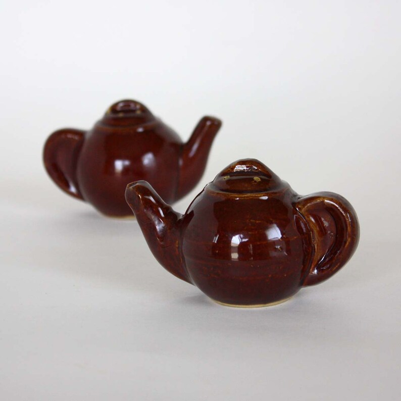 Vintage Tea Pot Salt and Pepper Shaker Set Etsy