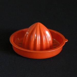 Tupperware Citrus Juicer in Bright Orange - Tupperware 409 - Retro Kitchen - Reamer - Kitchen Utensil - Replacement - Vintage Tupperware