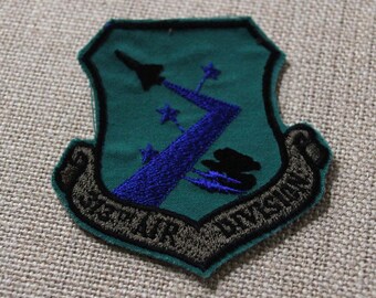 ★アメリカ空軍＊戦闘機バッジ（実物） 楽天市場】米軍グッズ ピンバッジ アメリカ空軍 U.S.AIRFORCE 全8種