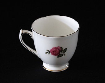 Elizabethan Fine Bone China Tea Cup and Saucer - Pink Roses With