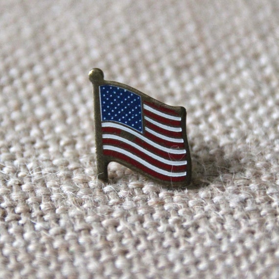 American Flag Pin - Vintage Novelty Pin - Lapel P… - image 6